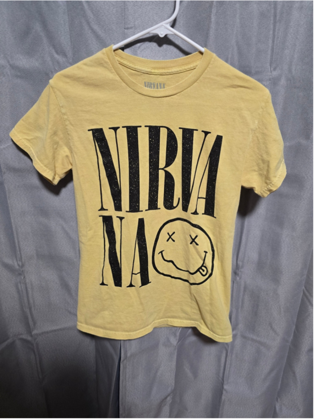 Men's Nirvana Graphic Tee Shirt Size S Yellow Black